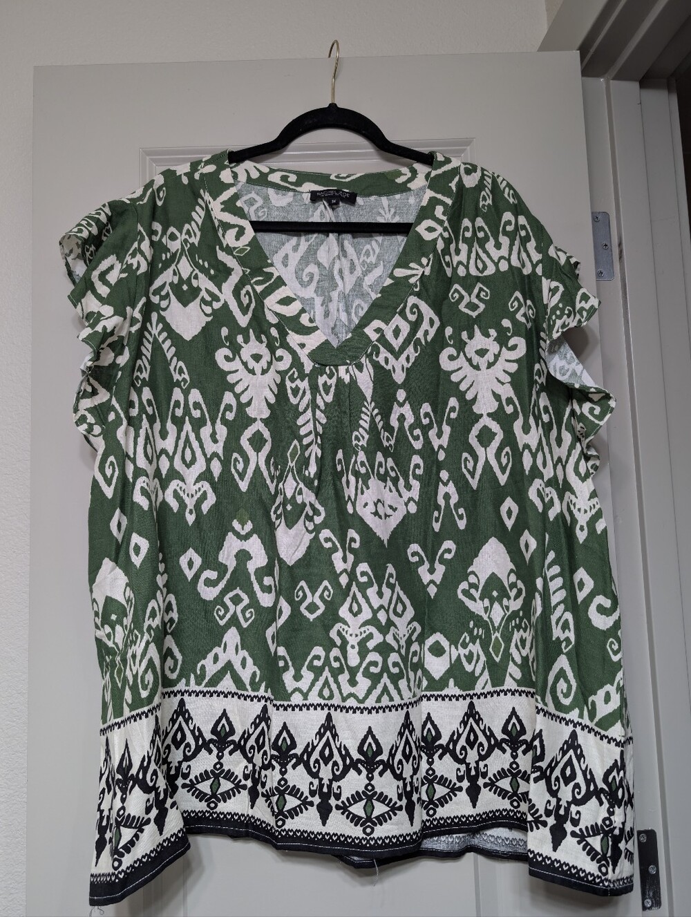 Rachel Zoe Tribal Green and White Patterned V-Neck